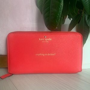 Kate Spade ♠️ Cameron Street Travel Wallet